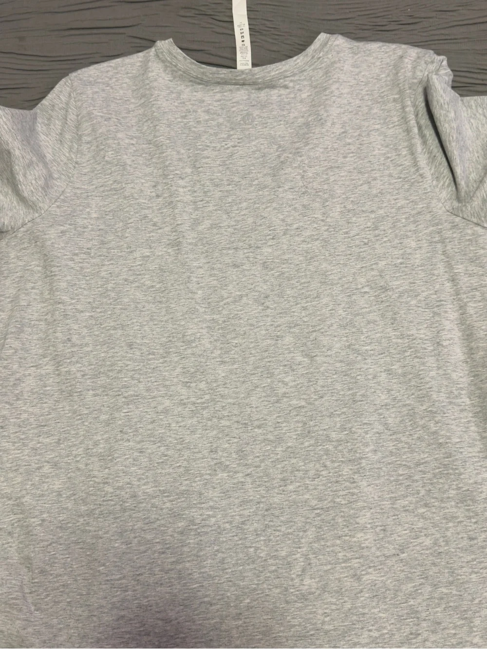 lululemon athletica Light Gray Heather Short Sleeve Tee